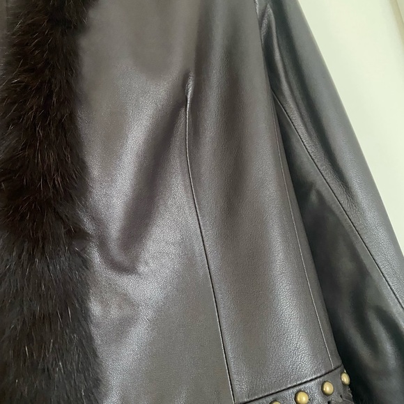 Lafayette 148 New York Brown Leather Jacket with Cropped Fit Fur Trim 100% Fox - Picture 9 of 13